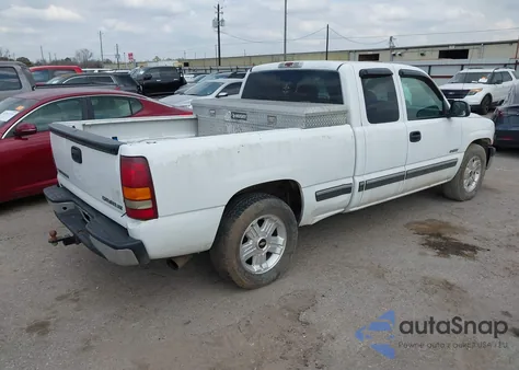 2002 Chevrolet Silverado 1500 Ls z USA, uszkodzony, nr VIN 2GCEC19V321339912